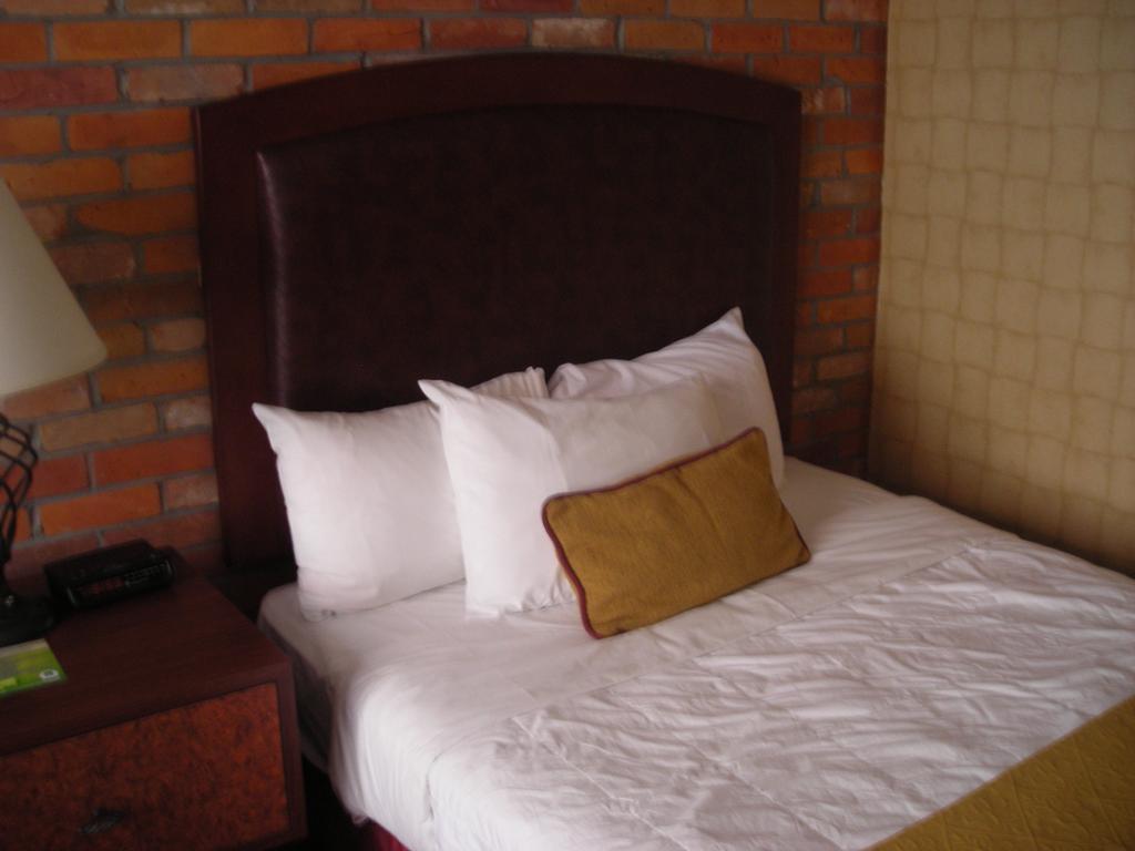 Quality Hotel Downtown-Inn At False Creek Vancouver Chambre photo