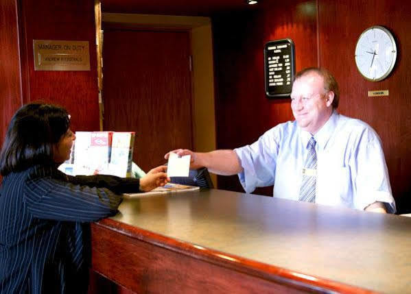 Quality Hotel Downtown-Inn At False Creek Vancouver Extérieur photo