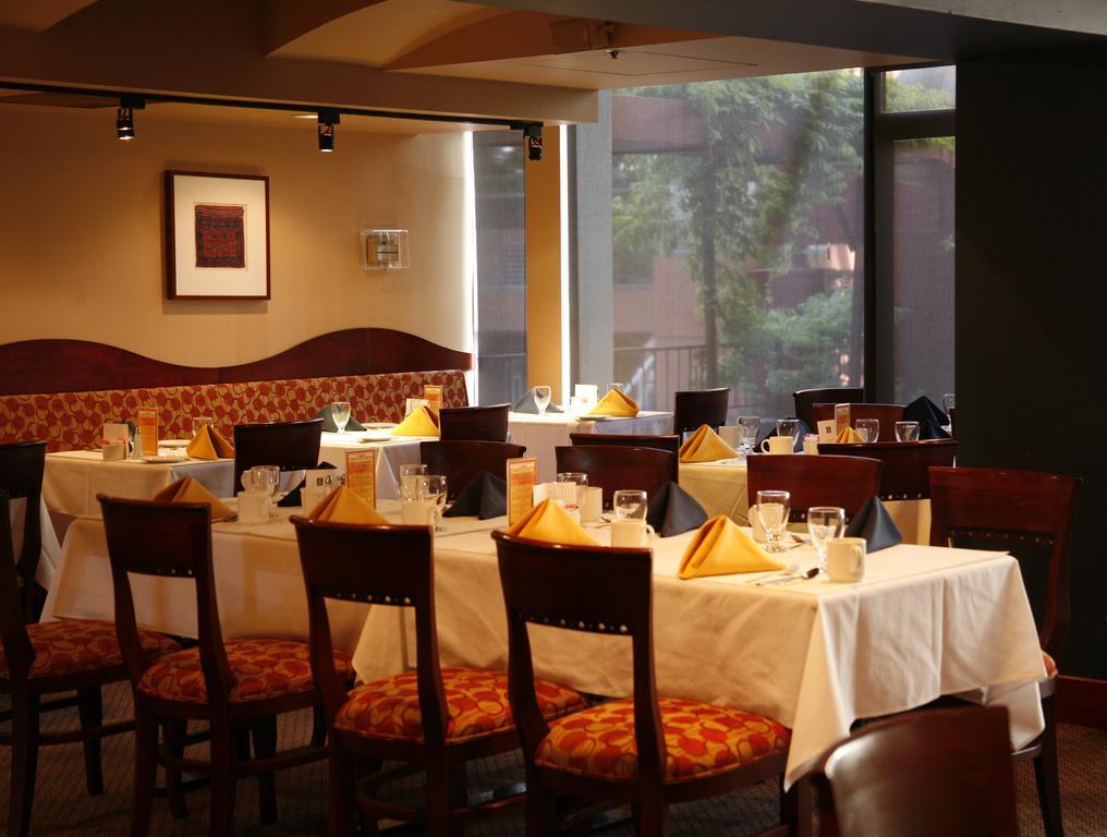 Quality Hotel Downtown-Inn At False Creek Vancouver Extérieur photo
